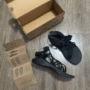 NWT Chaco ZX2 Cloud Outdoor Hiking Sandals Women’s 9 Black